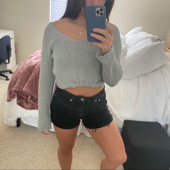 Cropped Forever 21 Sweater - Picture 2 of 4